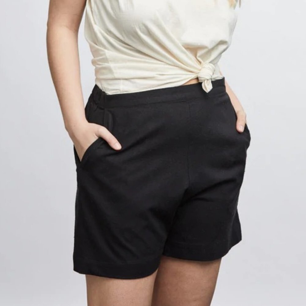 Jamie + The Jones A Line Shorts in Black Raw Silk XS NWT